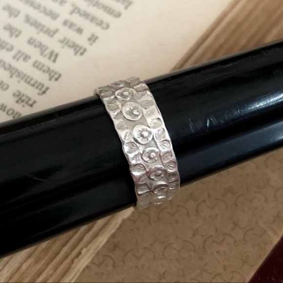 Vintage Jewelry - 🔴SALE Vintage sterling silver ring